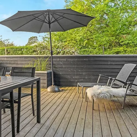 Σπίτι διακοπών Awesome In Haderslev With Kitchen Diernæs